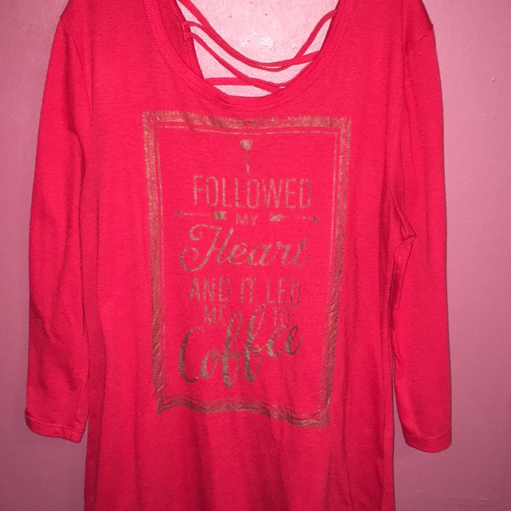 Red tee-shirt